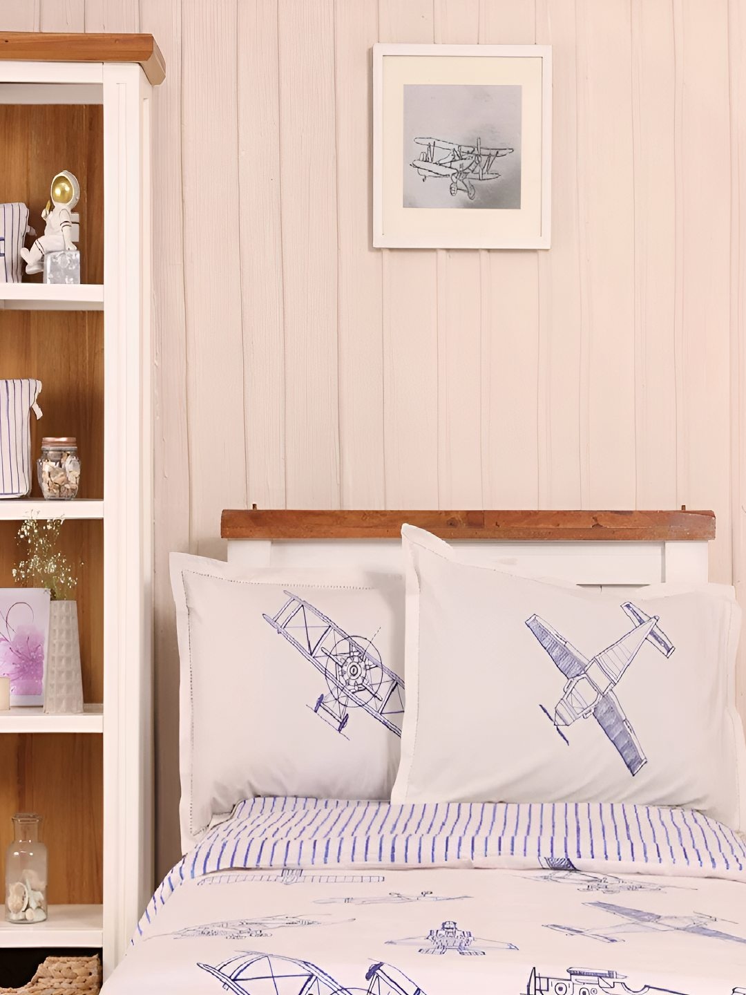 

CUTIE&BOO Cream Colored & Blue Printed Pure Cotton Single Duvet