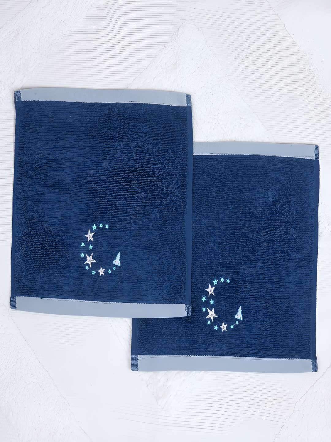 

CUTIE&BOO Blue & Red 3 Piece Cotton 550 GSM Towel Set