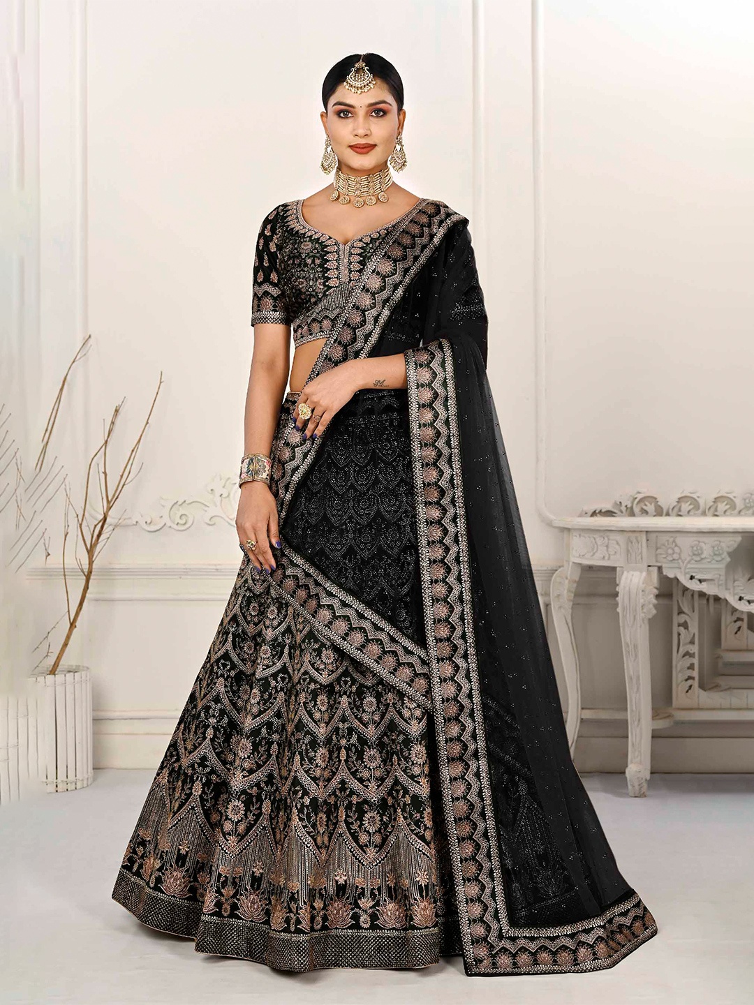 

SAPTRANGI Printed Ready to Wear Lehenga & Blouse With Dupatta, Black