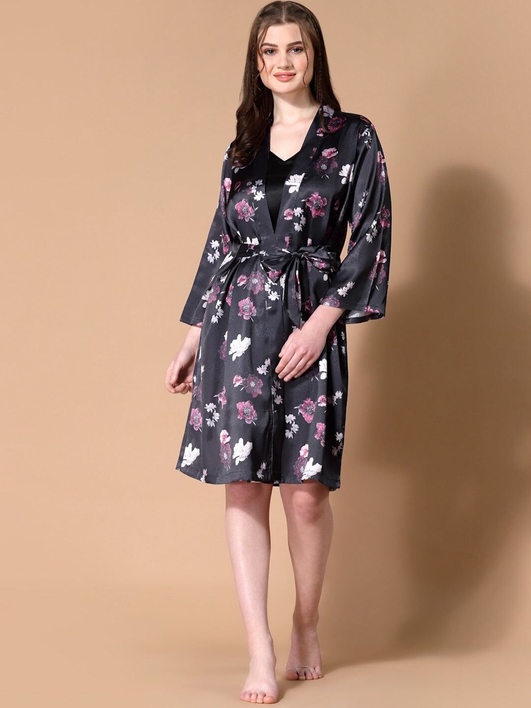 

MBeautiful Black Satin Nightdress With Floral Printed Robe