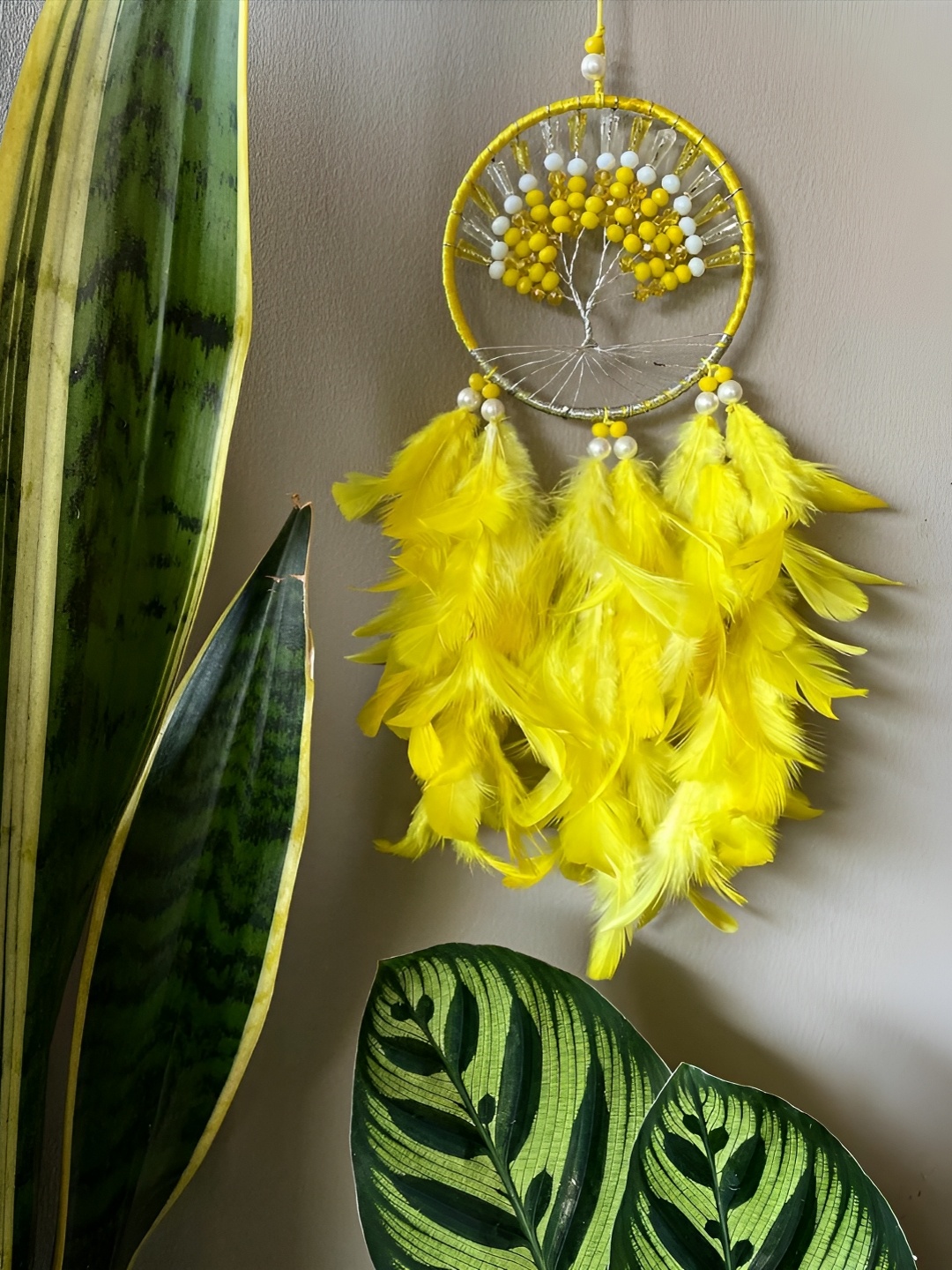 UVID ART AND CRAFT SUPPLIES Yellow & White Feathers Hanging Windchimes