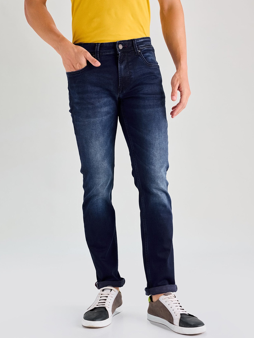 

DAGERRFLY Men Straight Fit Clean Look Light Fade Stretchable Jeans, Blue