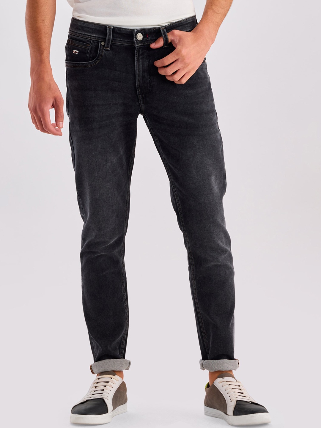 

DAGERRFLY Men Mid-Rise Slim Fit Light Fade Stretchable Jeans, Black
