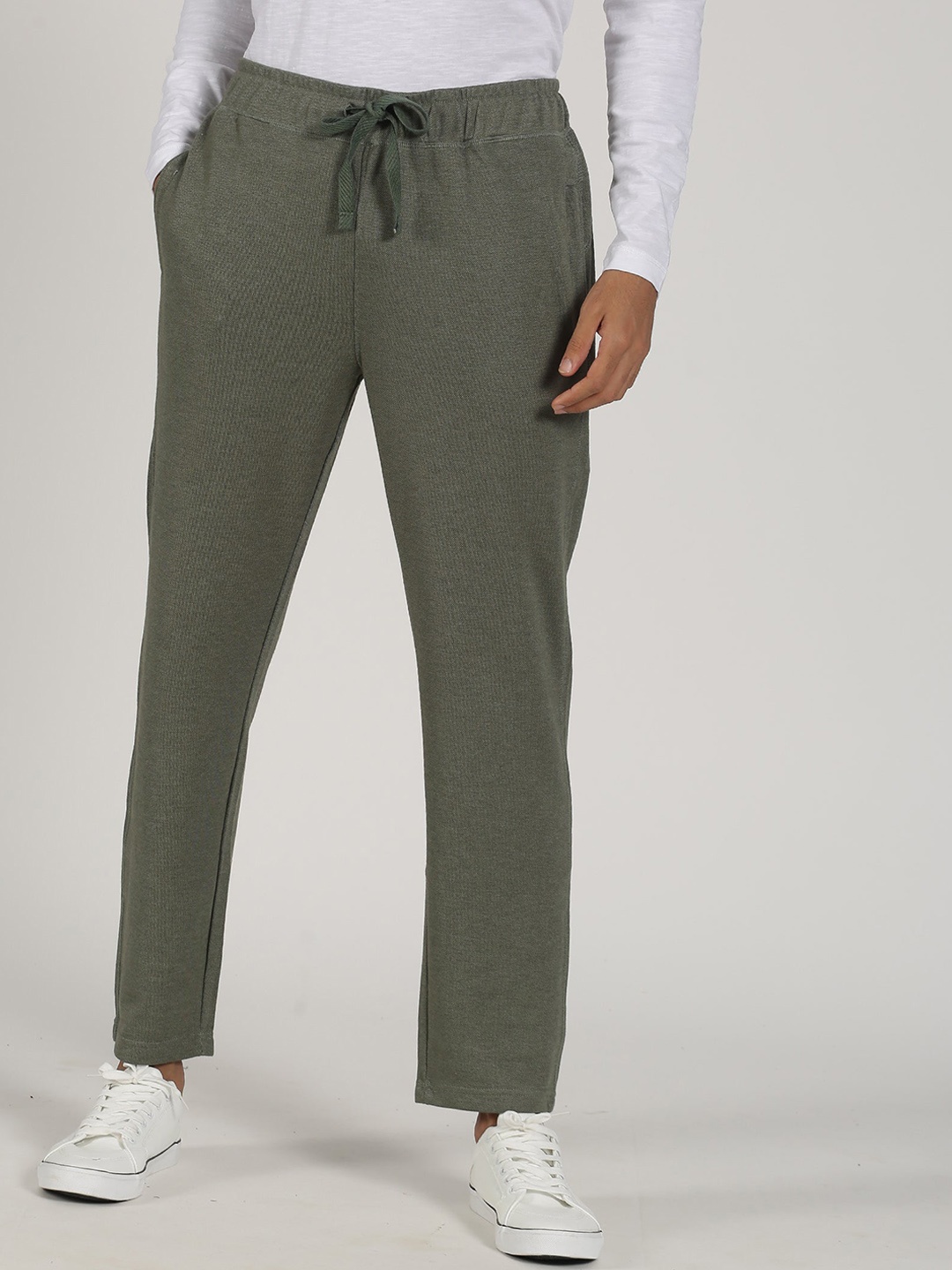 

Red Flame Men Mid-Rise Track Pant, Olive