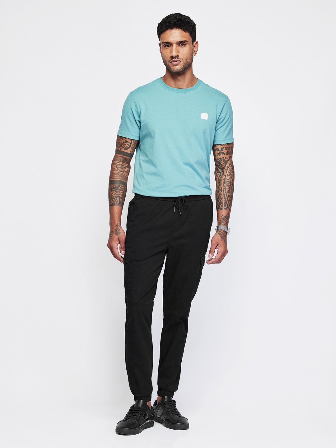 

Red Flame Men Mid Rise Stretchable Joggers, Black