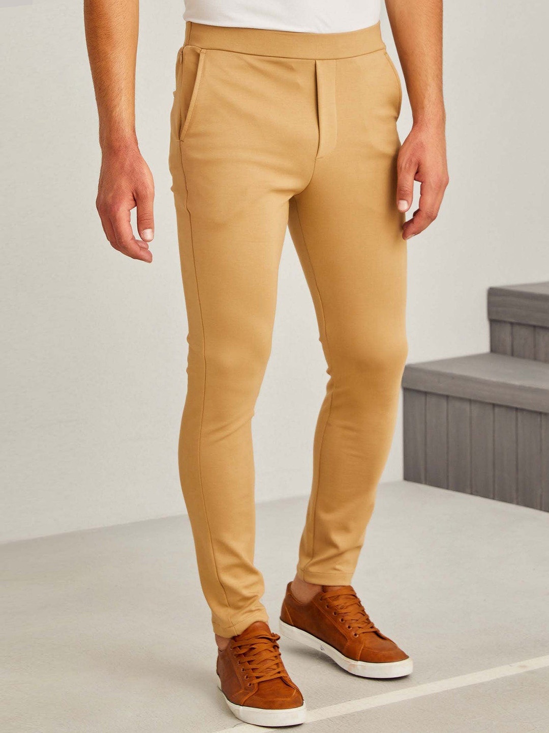 

Red Flame Men Mid Rise Regular Trousers, Beige