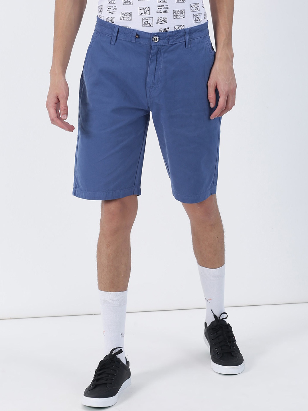

Red Flame Men Mid-Rise Pure Cotton Shorts, Navy blue