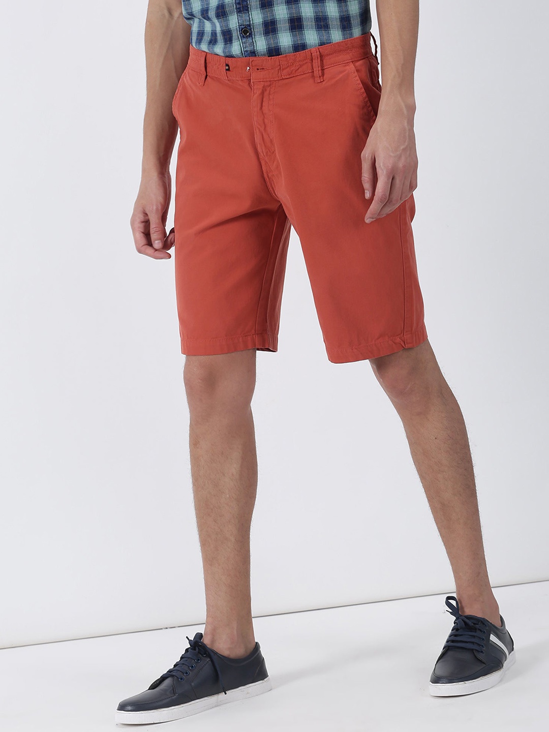 

Red Flame Men Mid-Rise Pure Cotton Chino Shorts