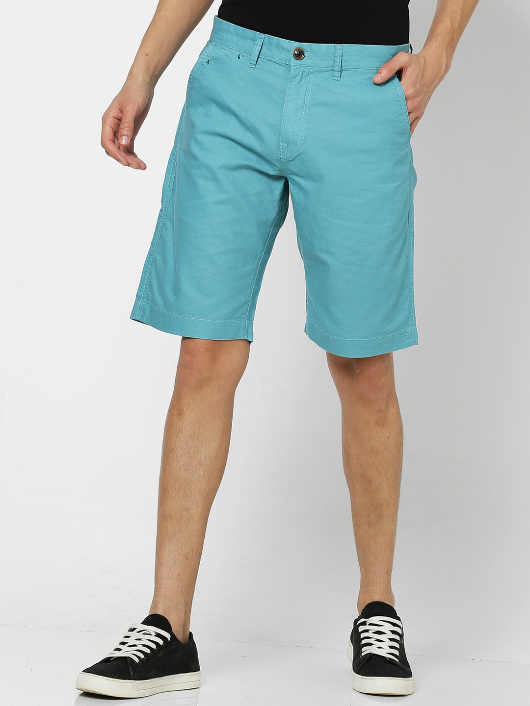 

Red Flame Men Mid-Rise Pure Cotton Shorts, Turquoise blue