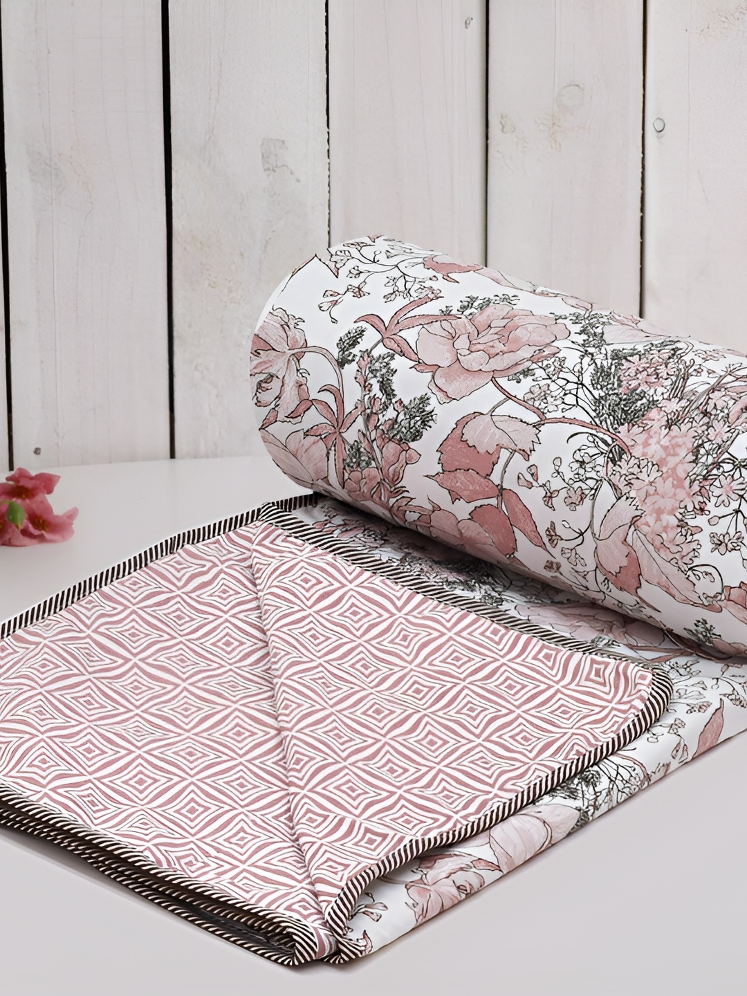 

RRC Pink & White Floral Cotton AC Room 150 GSM Single Bed Dohar