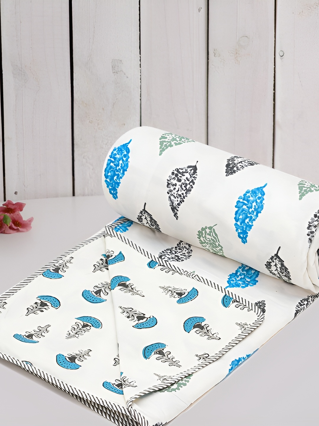 

RRC White & Blue Floral Cotton AC Room 150 GSM Single Bed Dohar