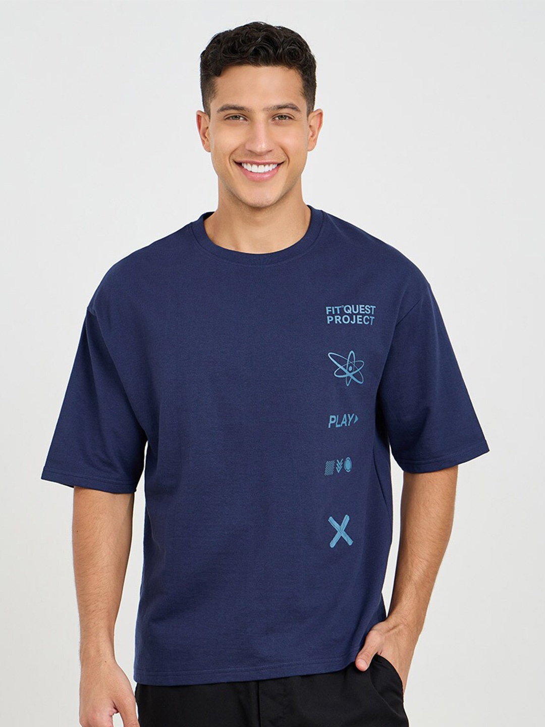 

Styli Men Oversized Slogan Print Athleisure Terry T-Shirt, Navy blue