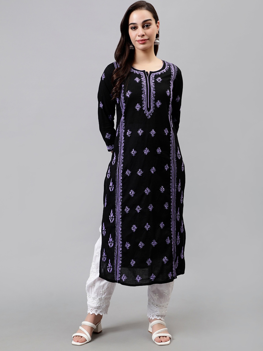 

Seva Chikan Floral Embroidered Notched Neck Lucknowi Chikankari Straight Cotton Kurta, Black