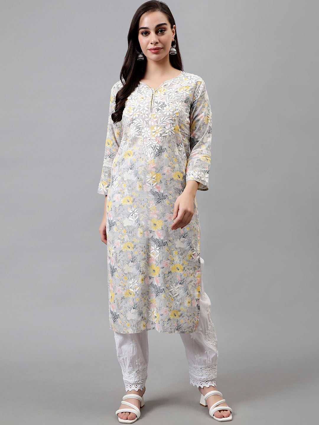 

Seva Chikan Floral Embroidered Lucknowi Chikankari Kurta, Grey