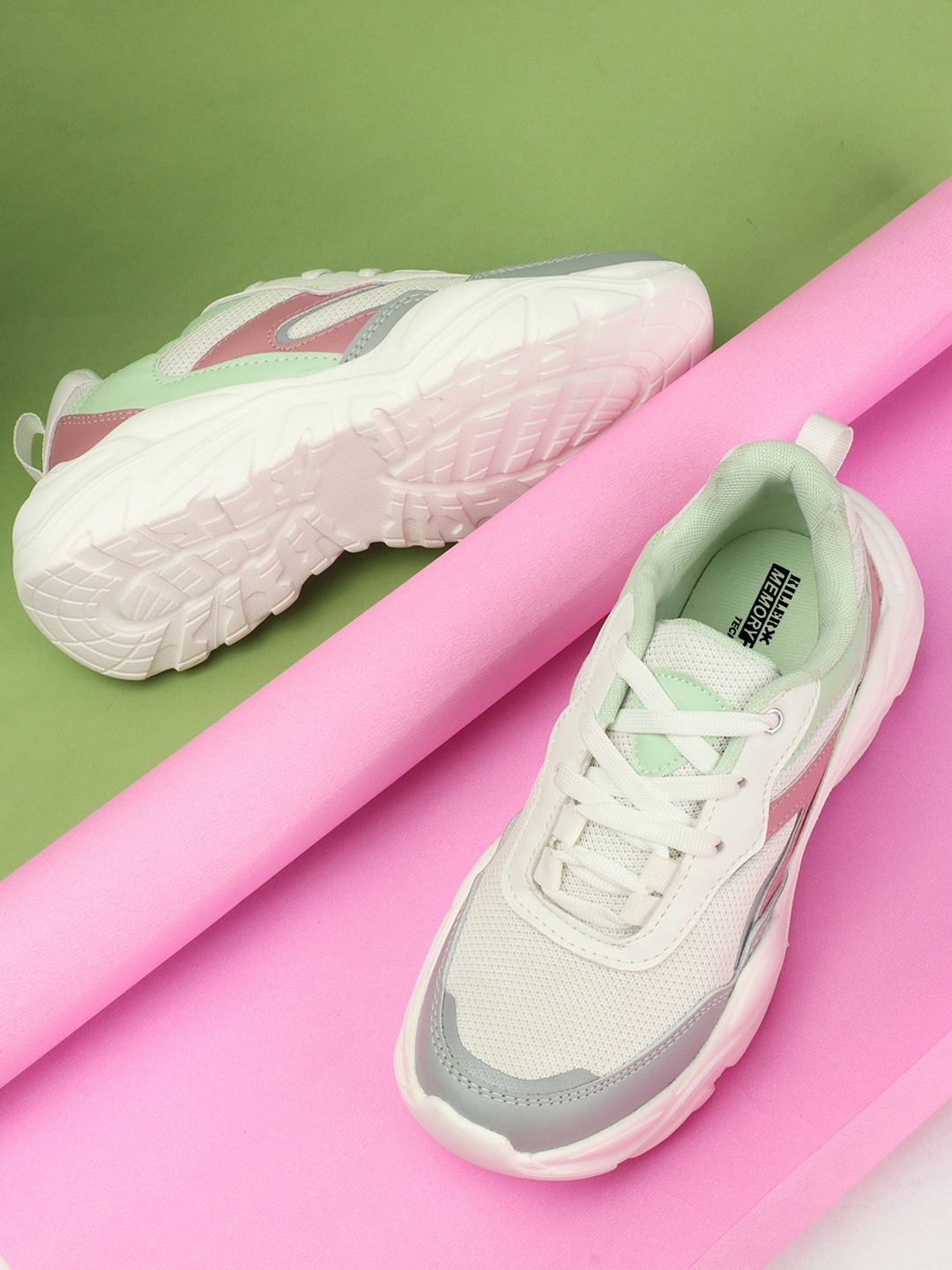 

Killer Women Textured Mid Top Lightweight Sneakers, White