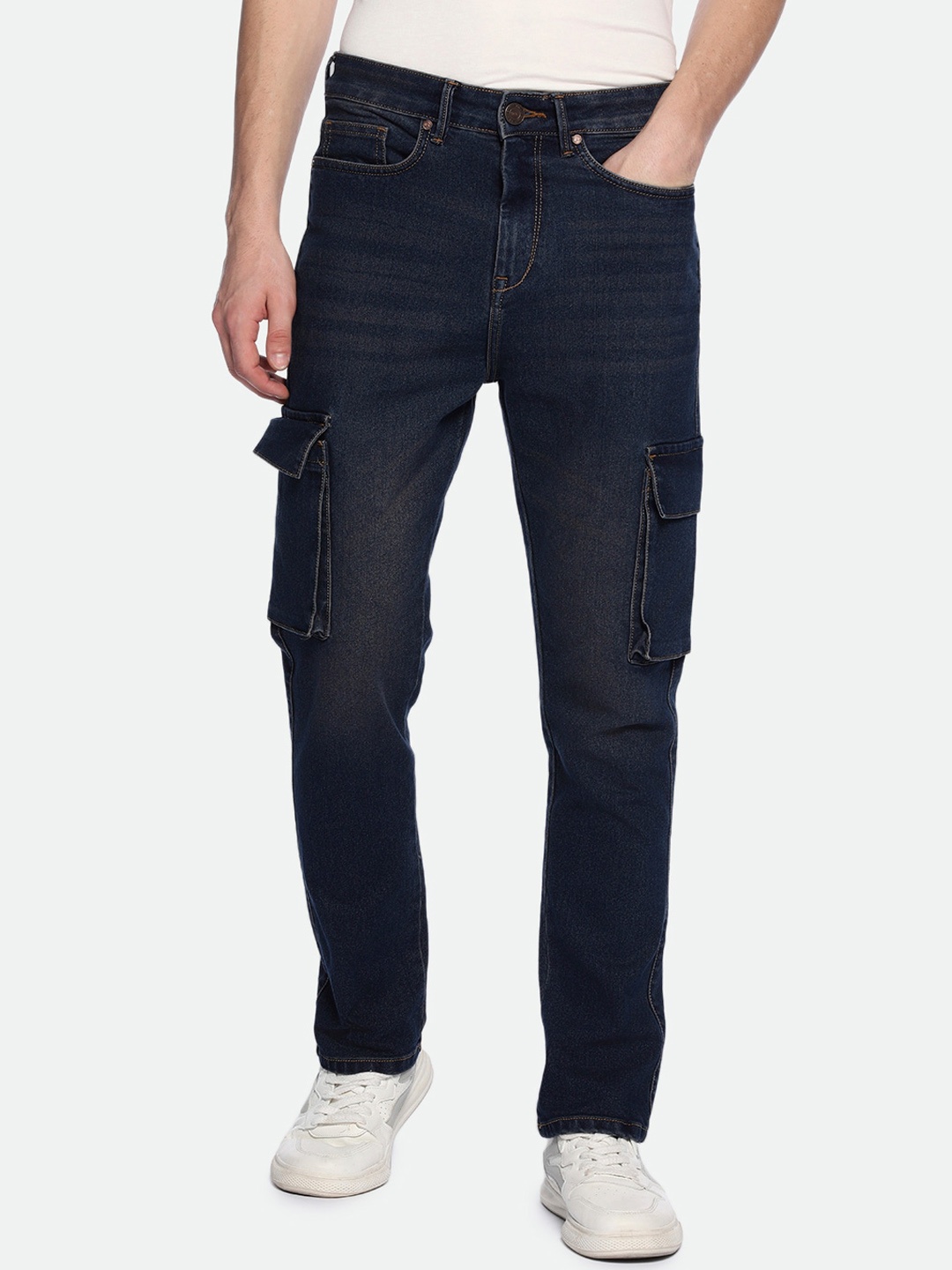 

Dennis Lingo Men Straight Fit Clean Look Light Fade Stretchable Cargo Jeans, Blue