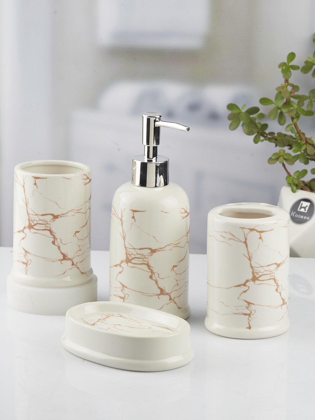 

Kookee White 4 Pieces Abstract Ceramic Bath Accessories Set