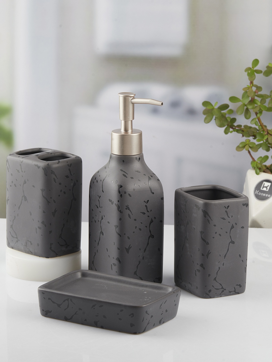 

Kookee Grey 4 Pieces Abstract Glossy Ceramic Contemporary Bath Accessories Set