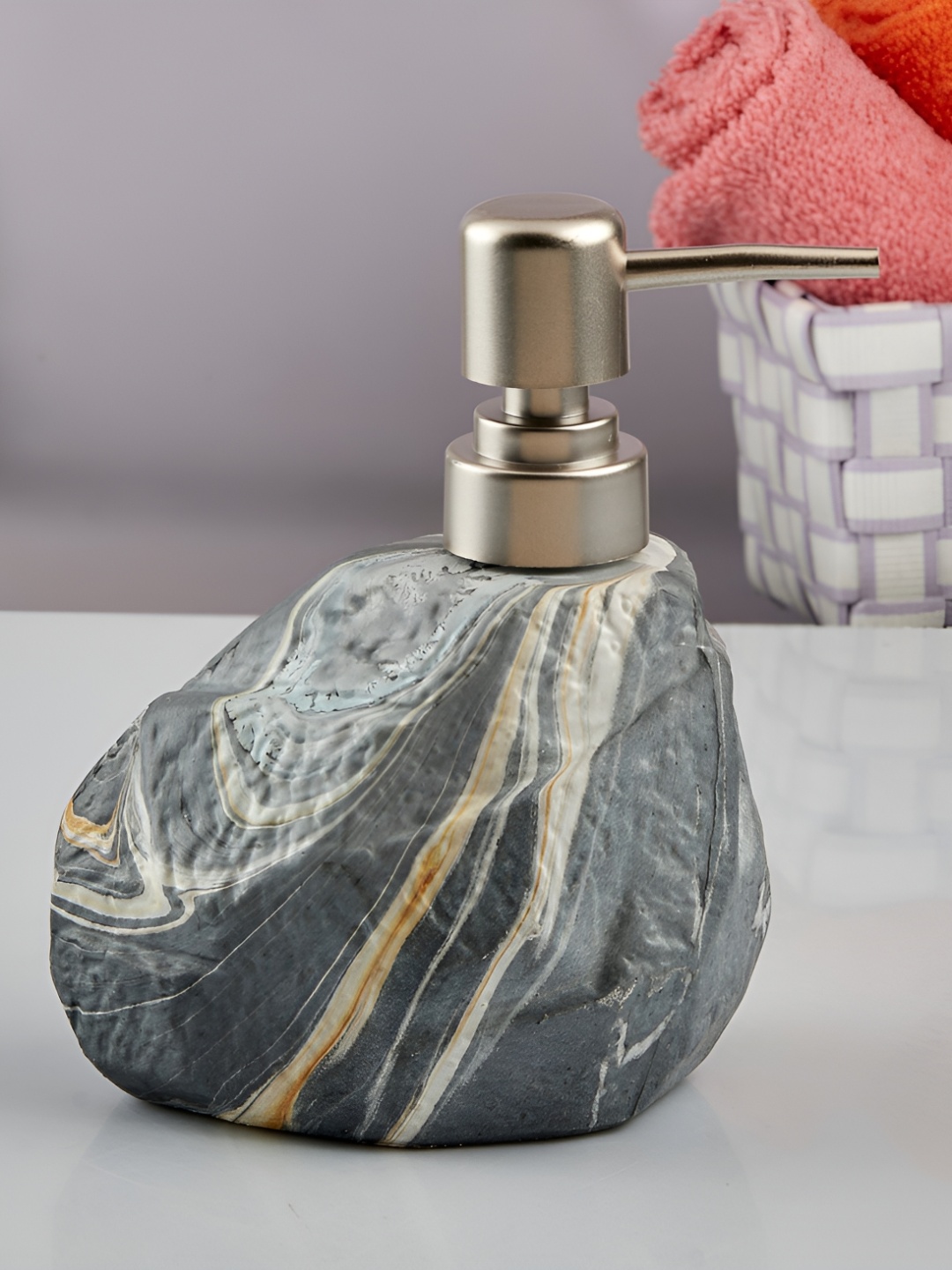 

Kookee Grey Abstract Ceramic Soap Dispenser 400ml