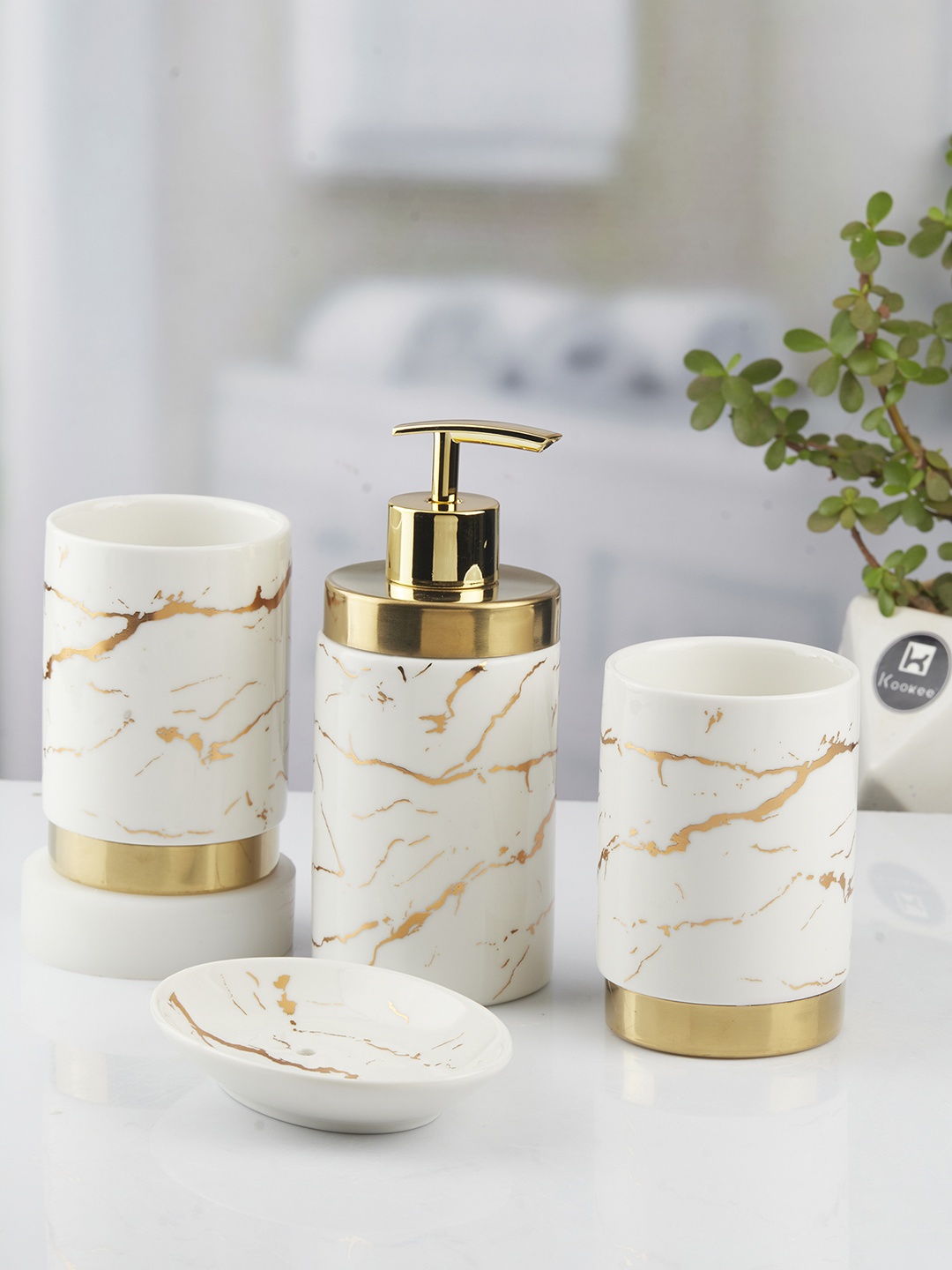 

Kookee White 4 pieces Abstract Pattered Ceramic Bath Accessories Set