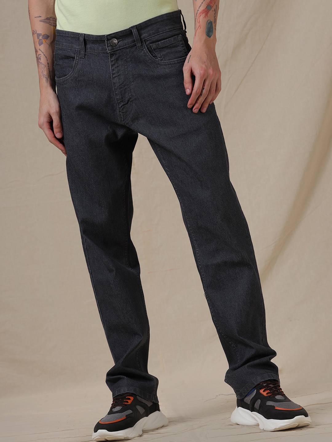 

WROGN Men Regular Fit Mid-Rise Jeans, Grey