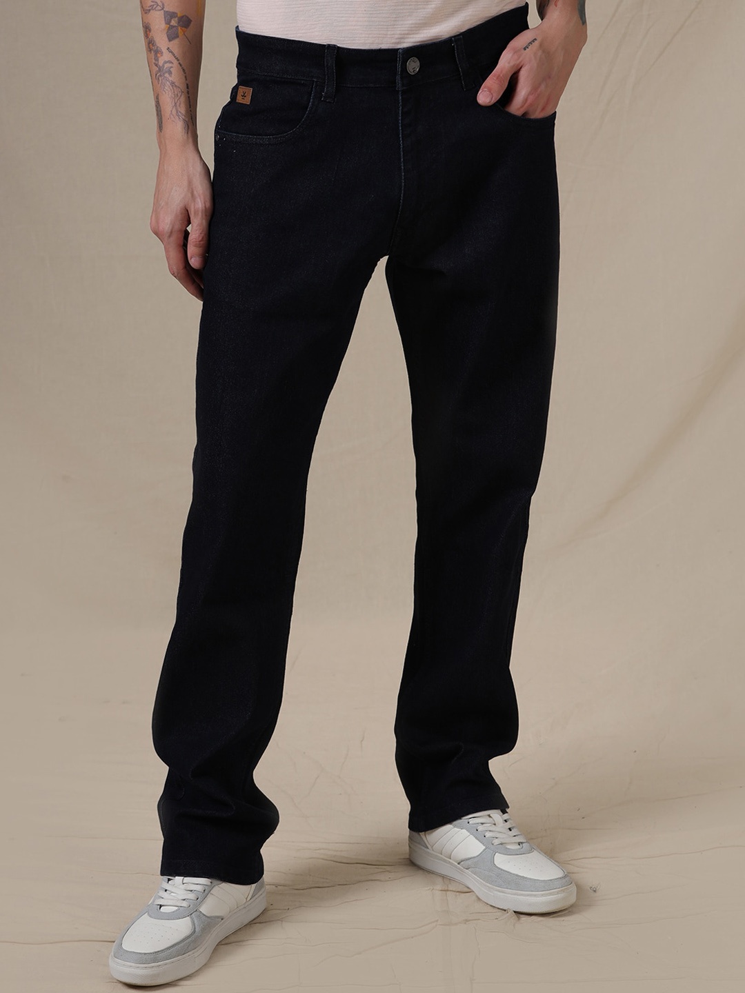 

WROGN Men Regular Fit Mid-Rise Jeans, Charcoal