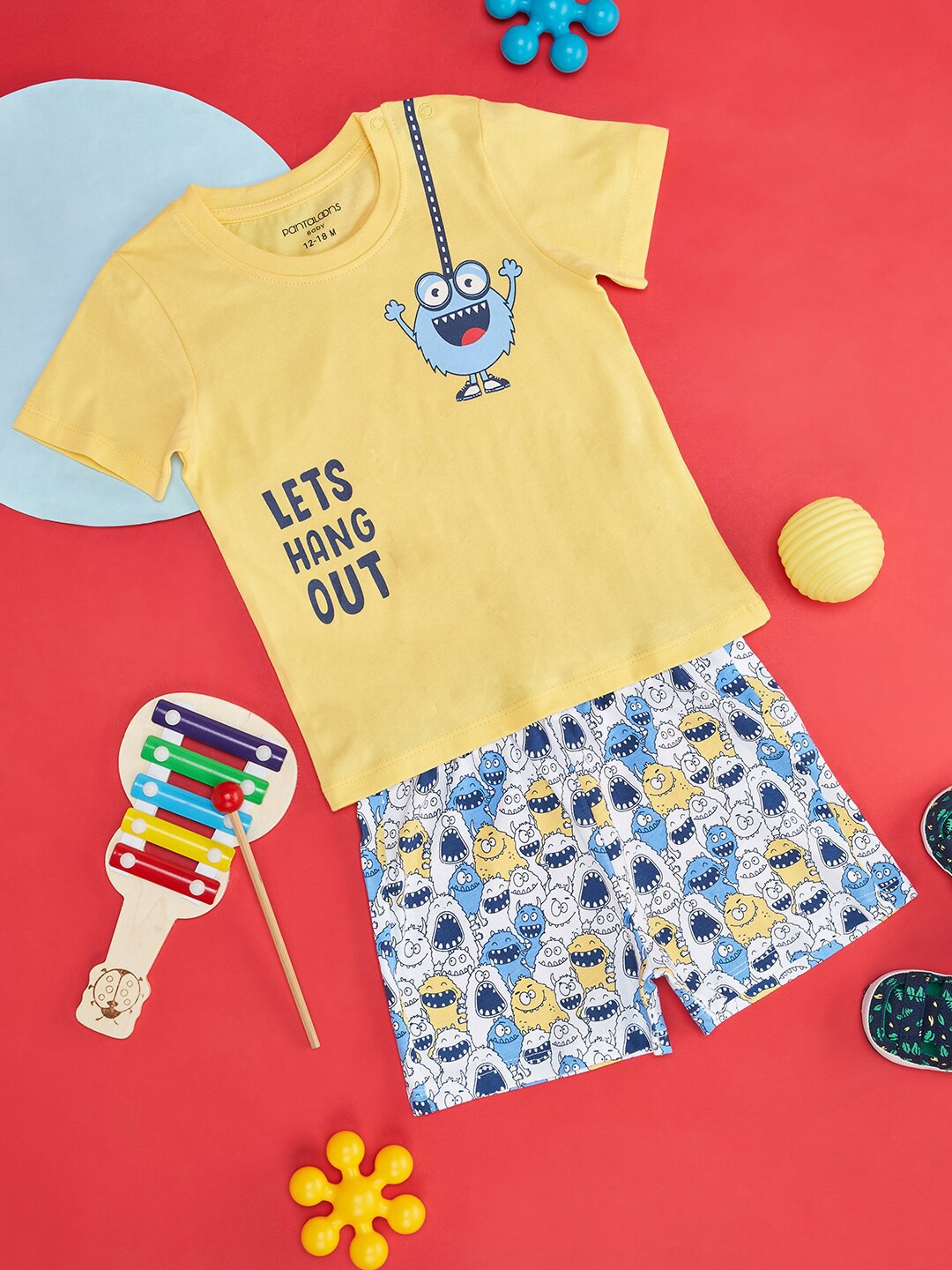 

Pantaloons Baby Boys Graphic Printed Pure Cotton T-shirt With Shorts, Yellow