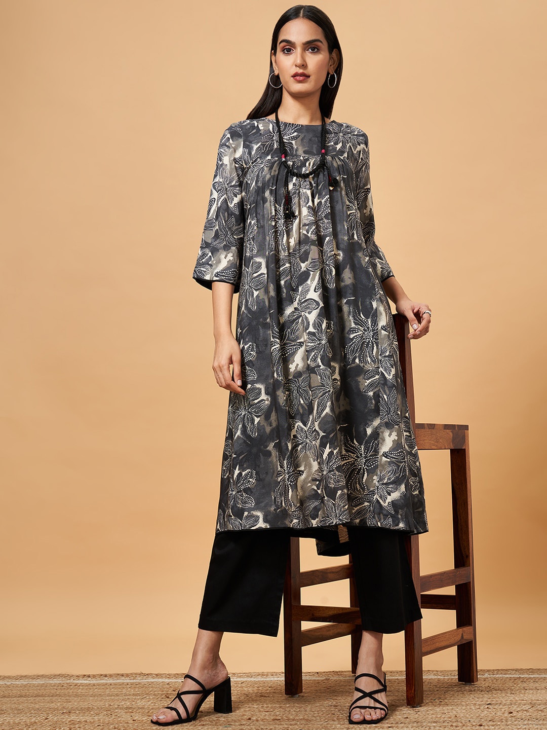 

Marigold Lane Floral Printed Anarkali Kurta, Grey