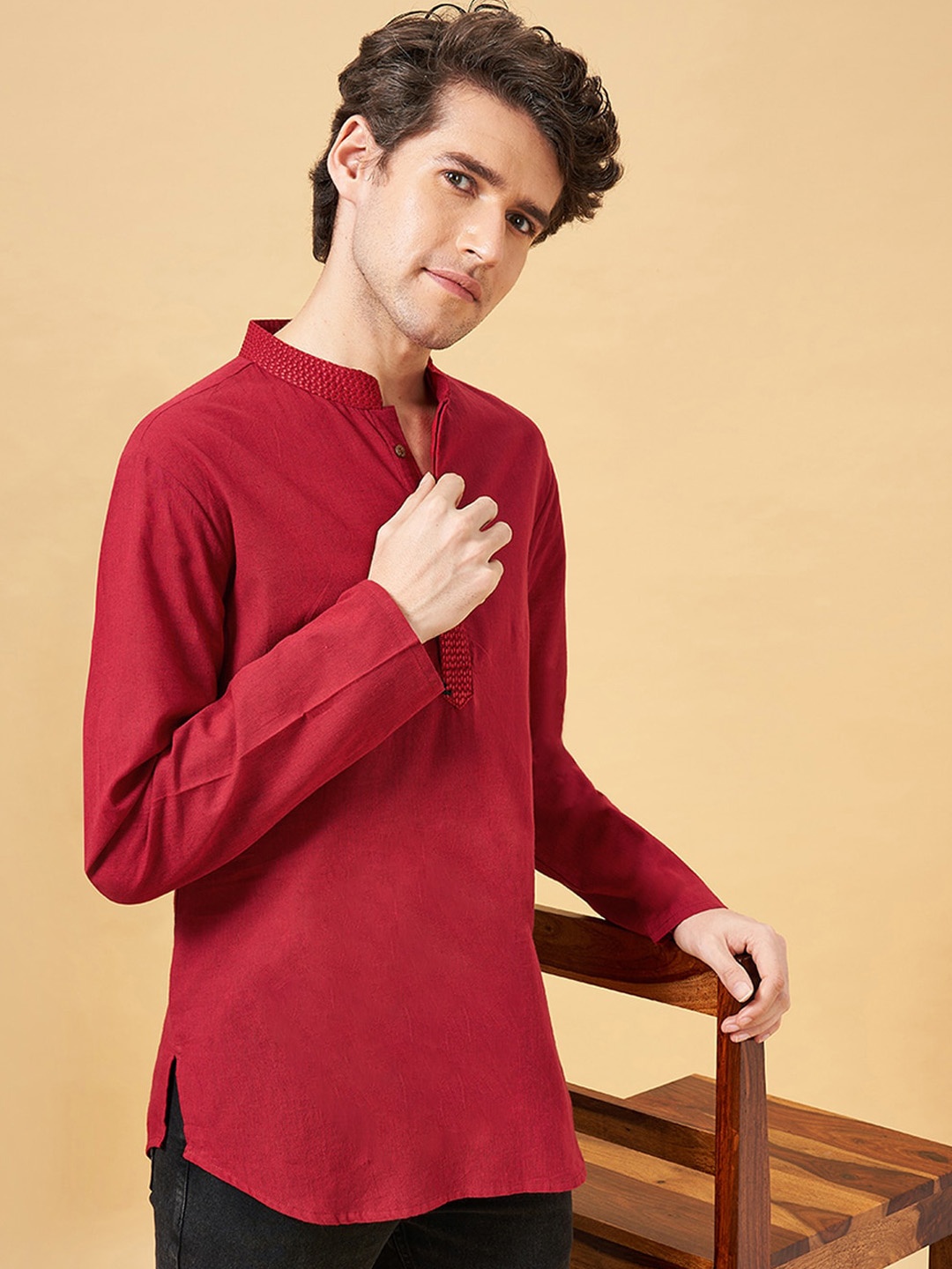 

YU by Pantaloons Mandarin Collar Long Sleeves Thread Work Cotton Kurta, Maroon