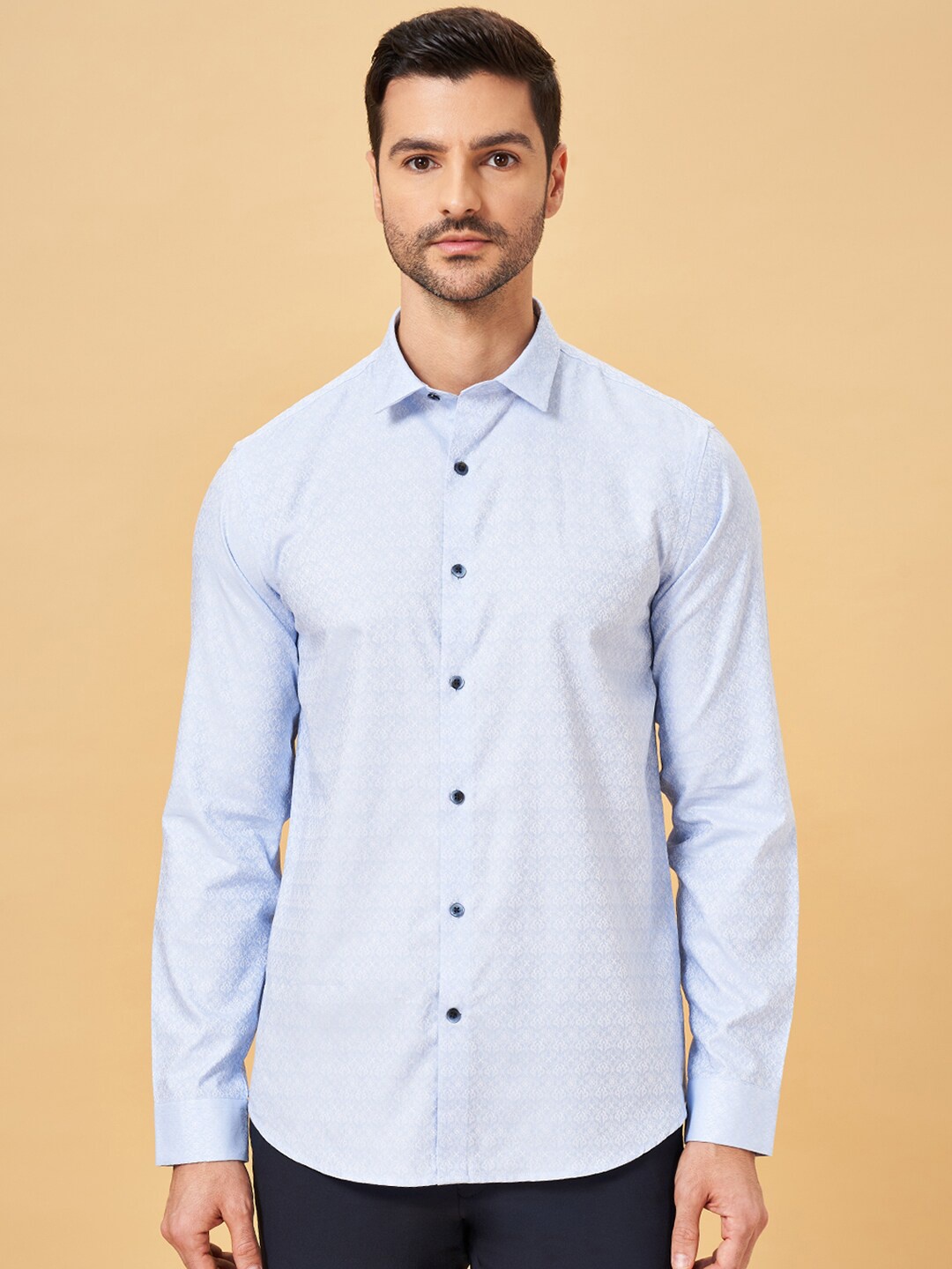 

Peregrine by Pantaloons Slim Fit Micro Ditsy Printed Cotton Casual Shirt, Blue