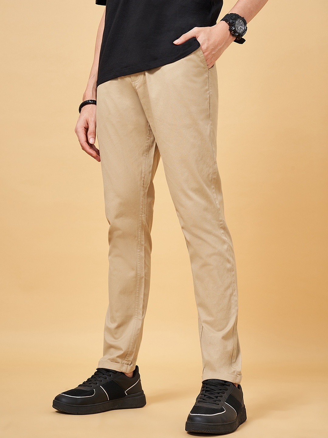 

YU by Pantaloons Men Regular Trousers, Beige