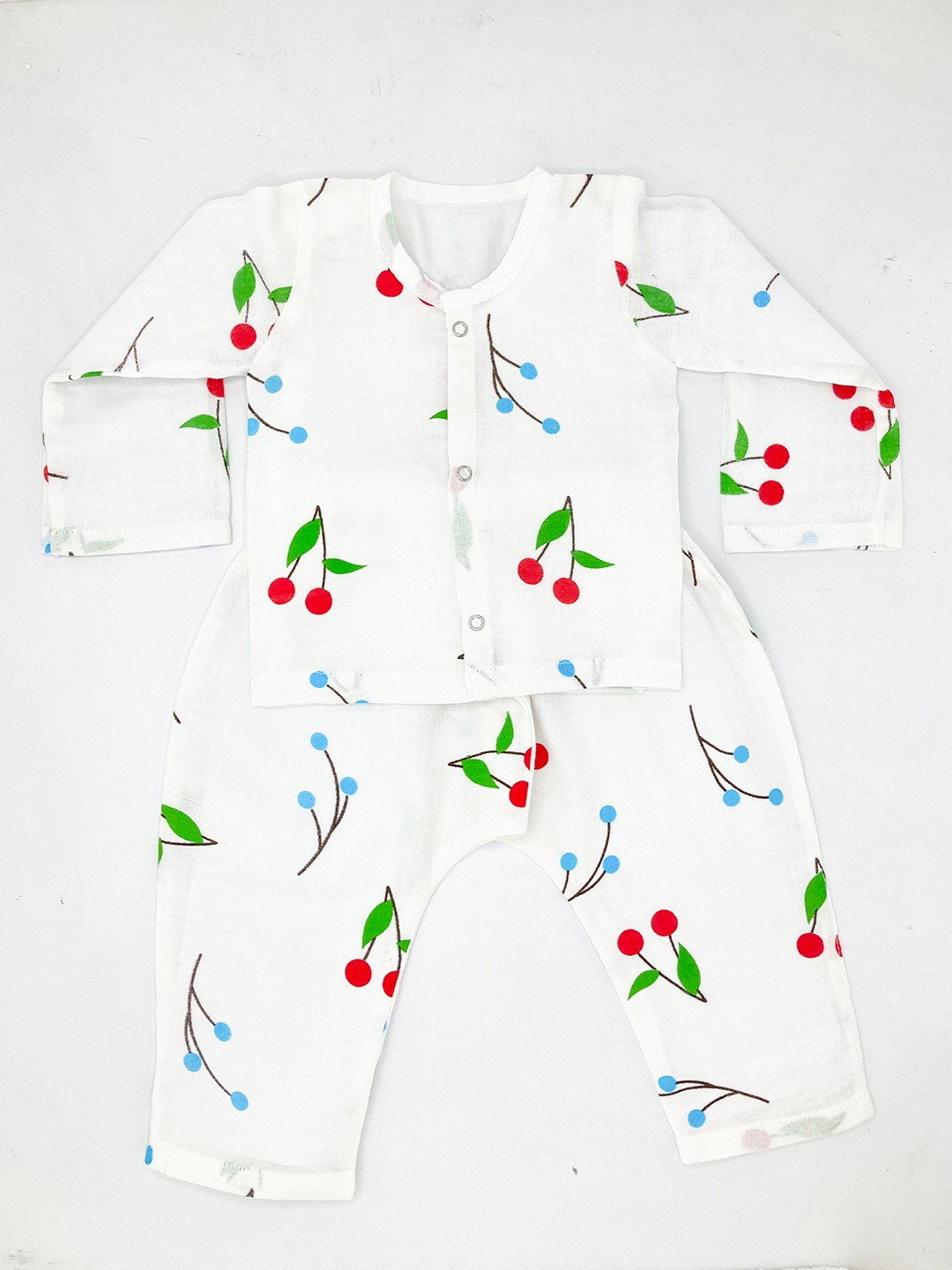 

BAESD Infant Boys Printed Organic Cotton Shirt With Pyjama, White