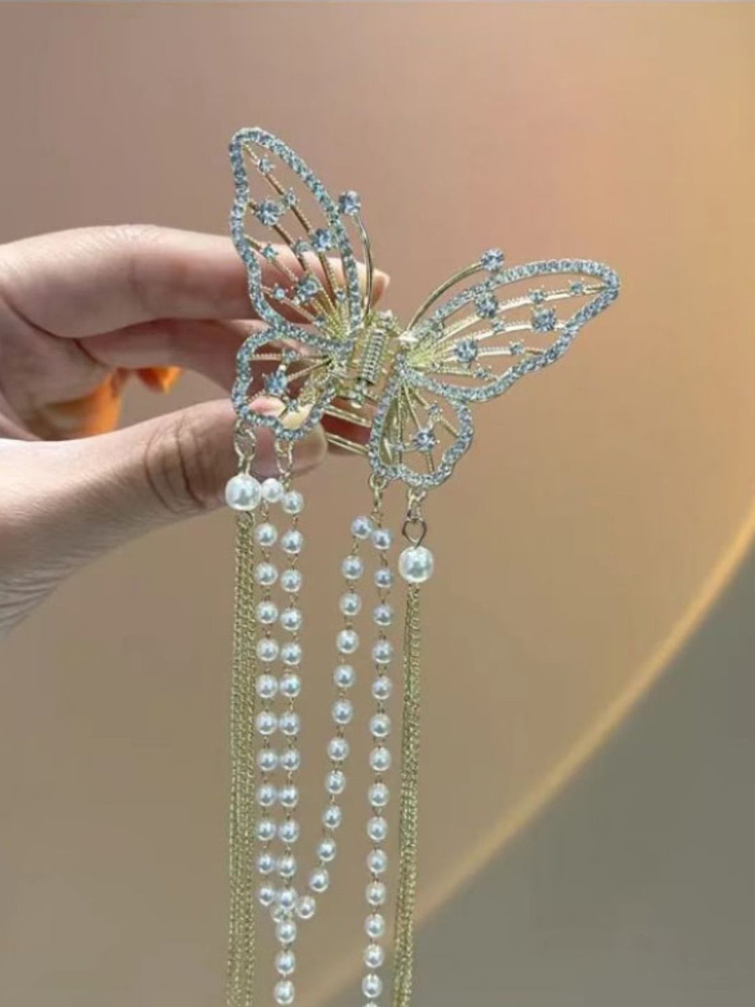 

BAESD Butterfly Claw Clip, Gold