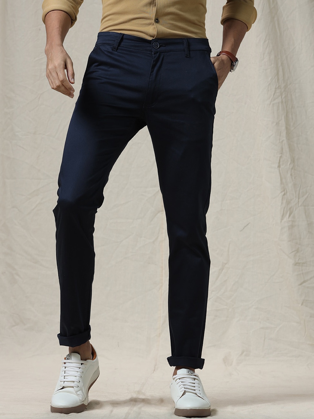 

WROGN Men Mid-Rise Slim Fit Chinos Trouser, Navy blue