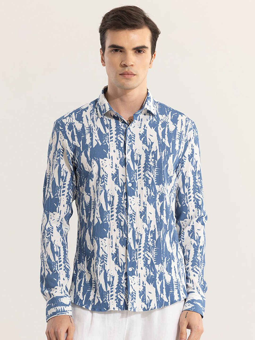 

Snitch Classic Slim Fit Abstract Printed Spread Collar Long Sleeves Cotton Casual Shirt, Blue