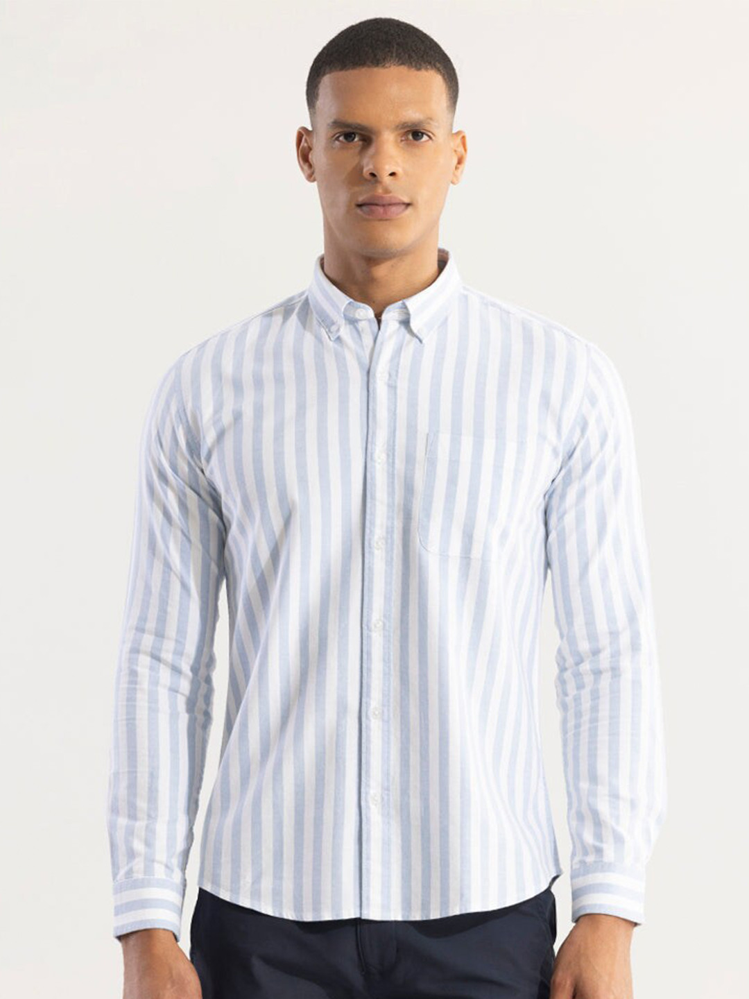 

Snitch Blue & White Classic Slim Fit Striped Cotton Casual Shirt