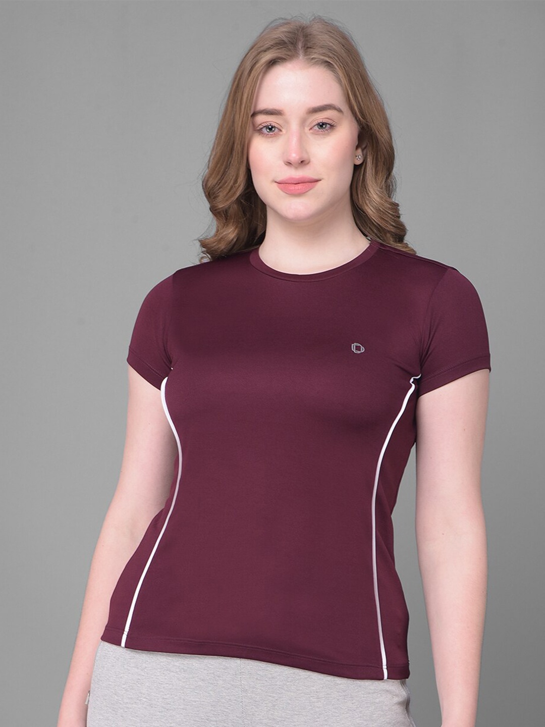

Dollar Round Neck Microfiber Anti Bacterial Sports T-shirt, Maroon