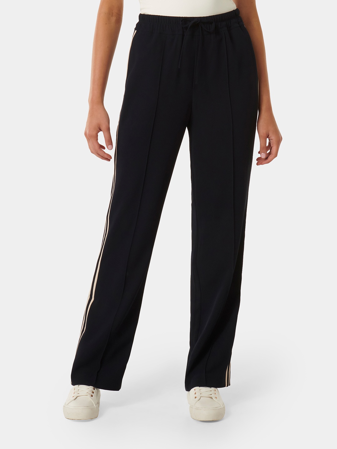 

Forever New Women Relaxed Straight Fit High-Rise Trousers, Navy blue