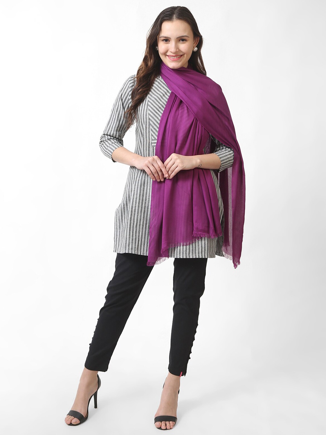 

Aditi Wasan Women Fringed Border Stole, Purple