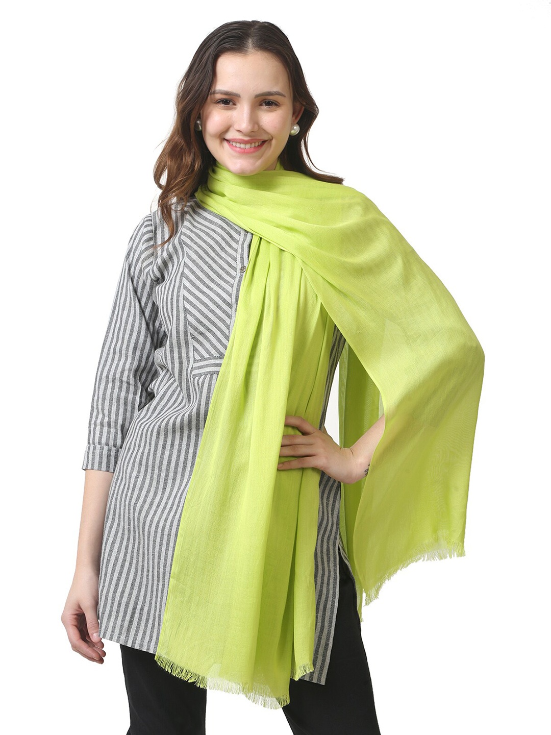 

Aditi Wasan Fringed Border Stole, Green