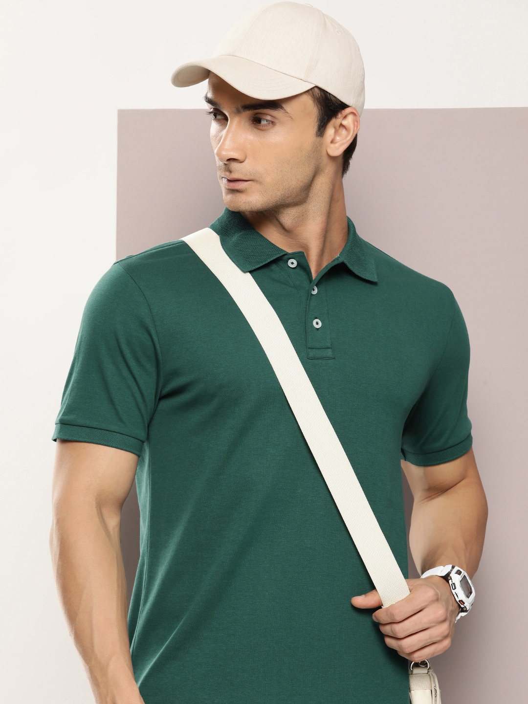 

Kook N Keech Men Solid Polo Collar T-shirt, Green