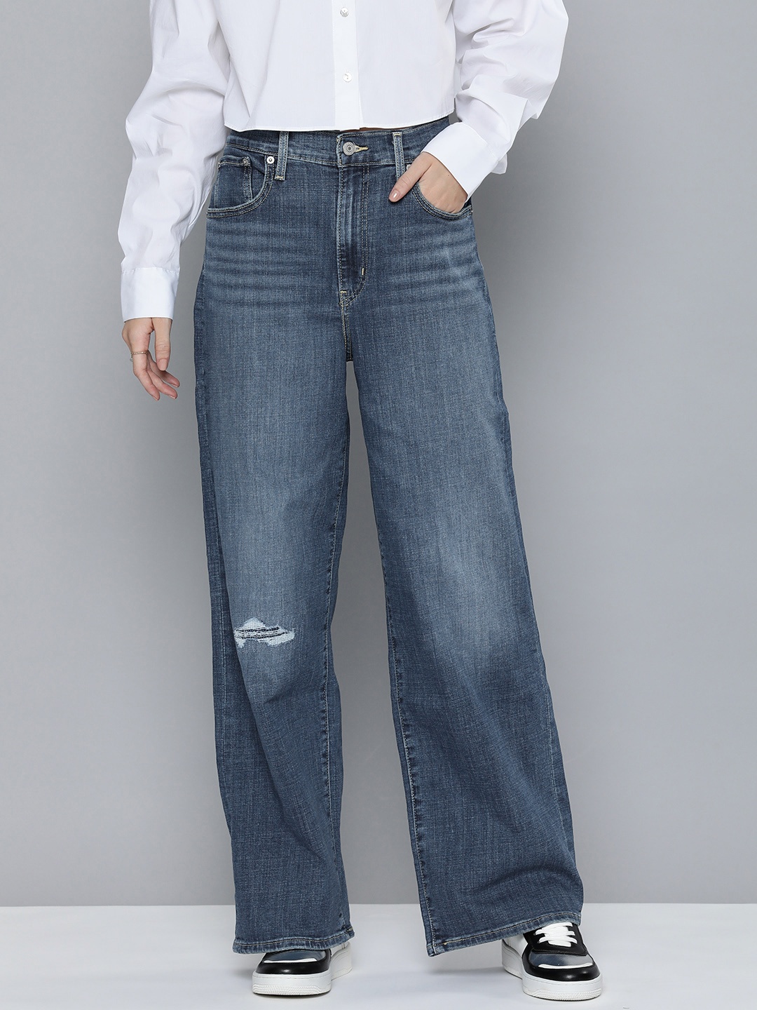 

Levis Women Wide Leg High Rise Mildly Distressed Light Fade Stretchable Jeans, Blue