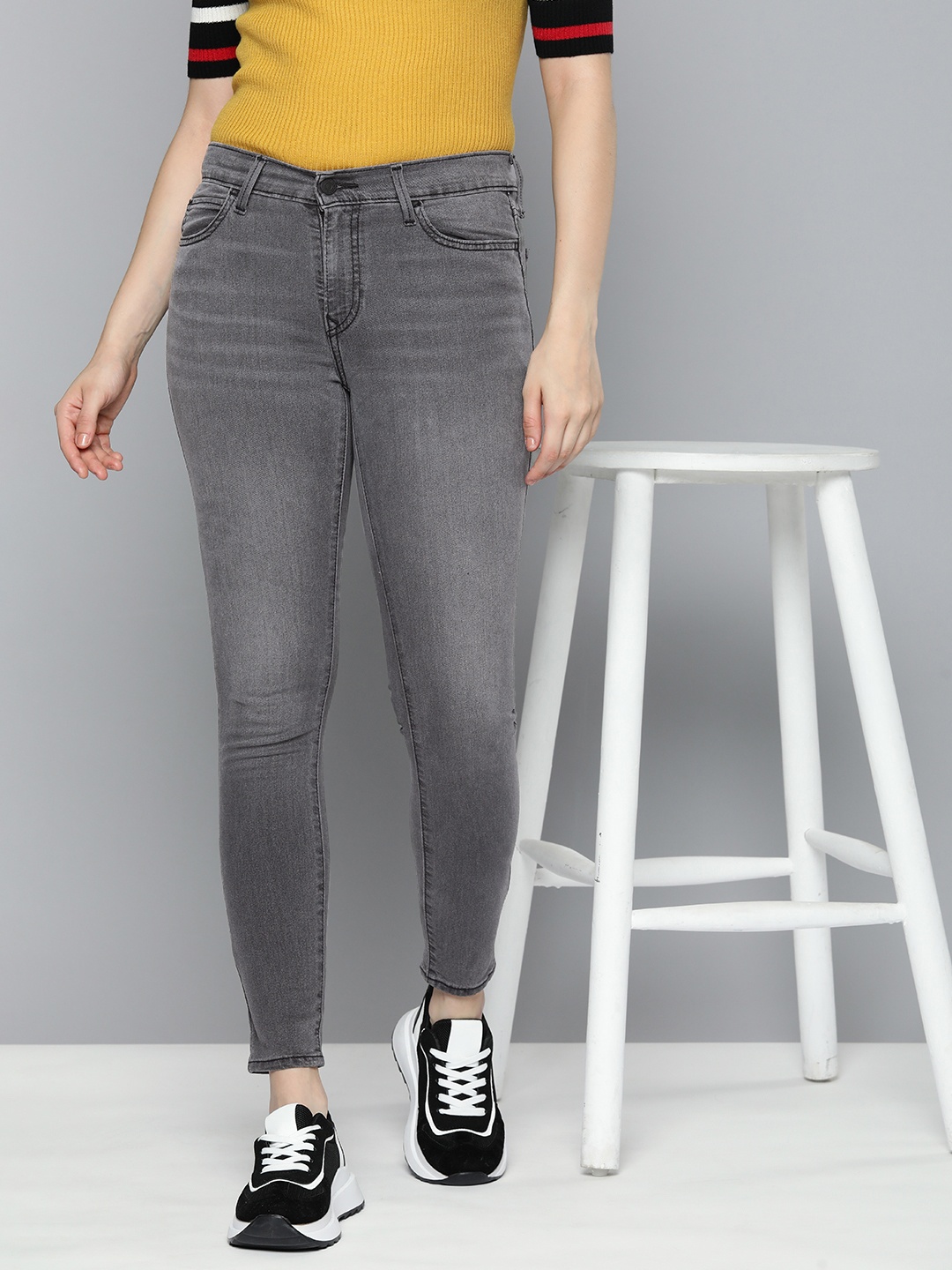 

Levis Women 710 Super Skinny Fit Light Fade Stretchable Jeans, Grey