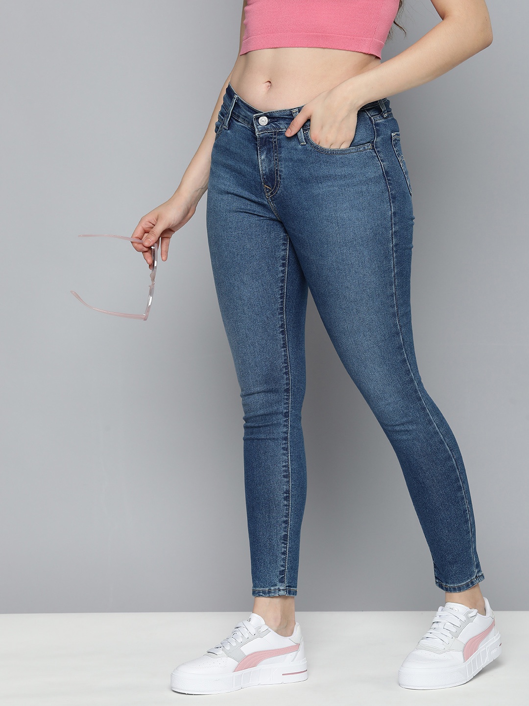 

Levis Women 710 Super Skinny Fit Light Fade Stretchable Jeans, Blue