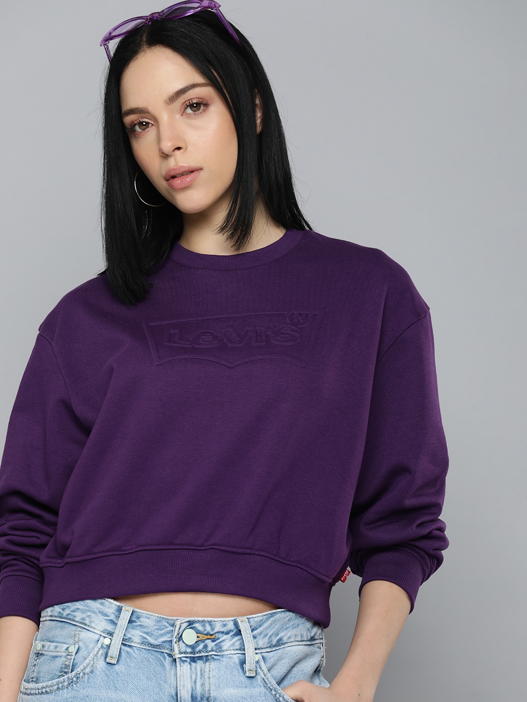 

Levis Brand Logo Embossed Crop Sweatshirt, Purple