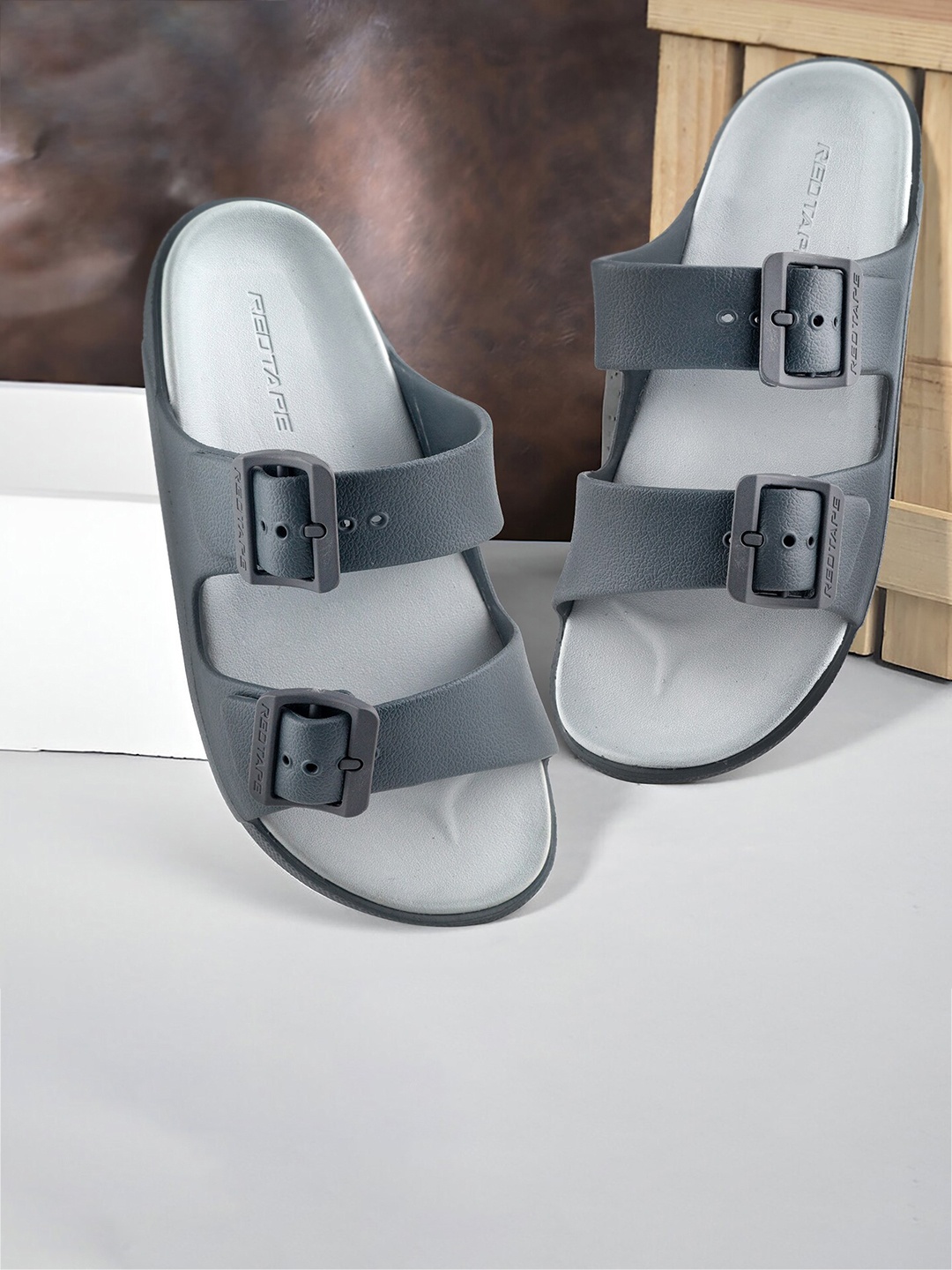 

Red Tape Men Open Toe Sliders, Black