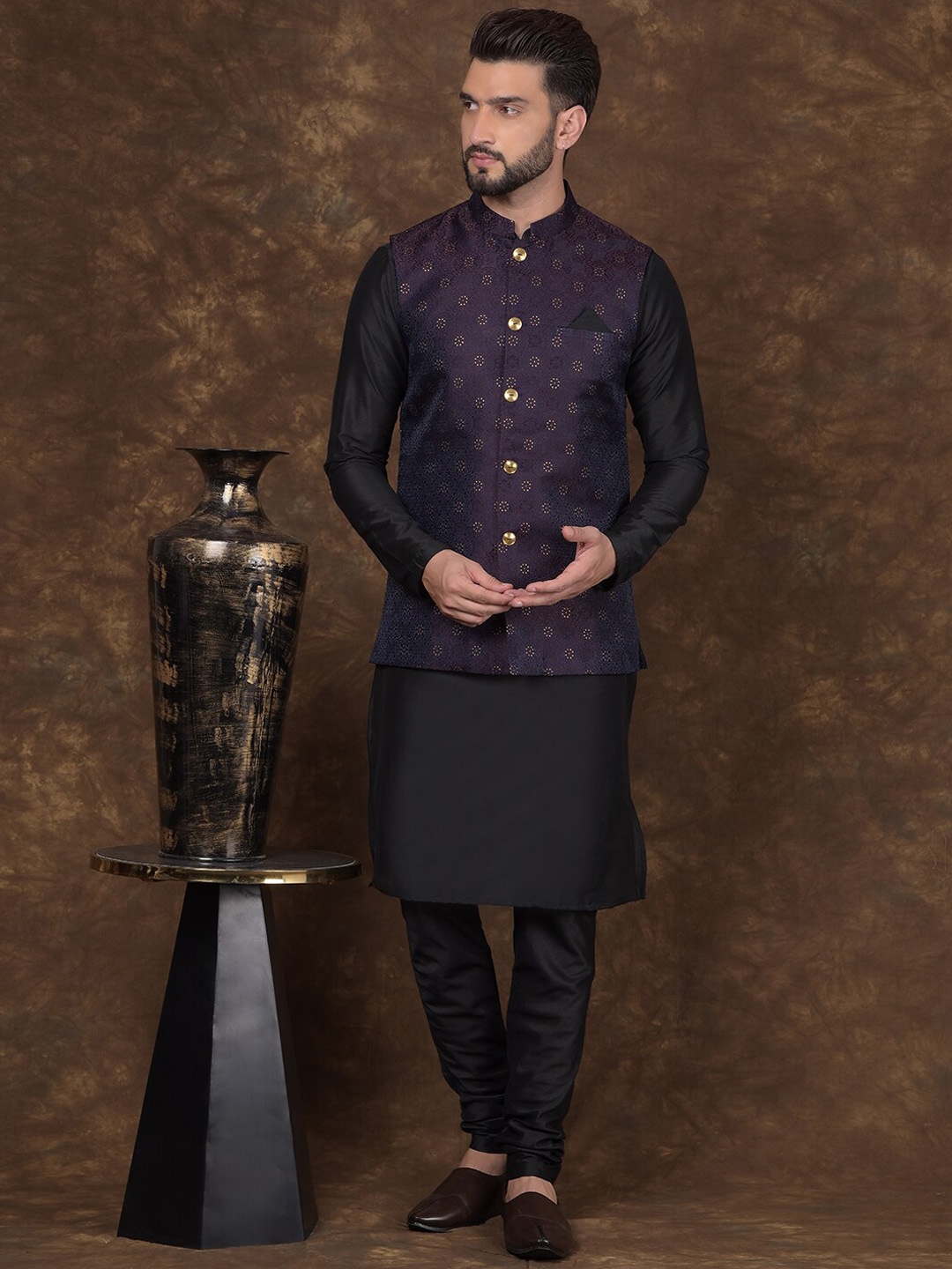 

DEYANN Abstract Woven Design Mandarin Collar Straight Kurta with Churidar & Nehru Jacket, Brown