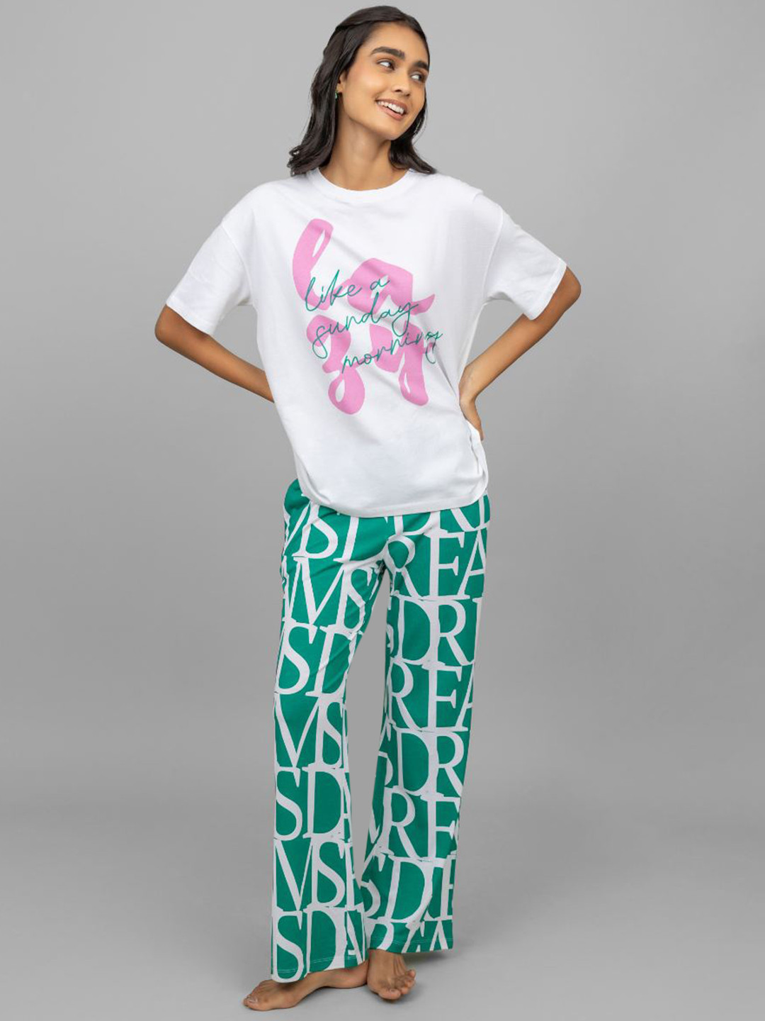 

necesera Typography Printed Night suit, Green