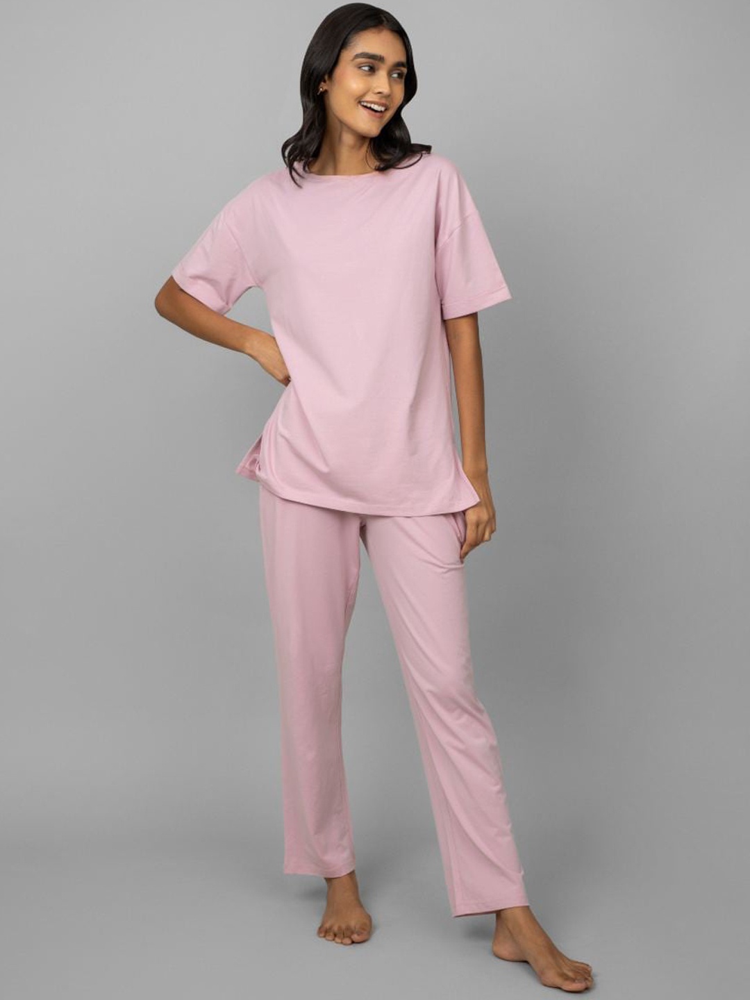 

necesera Round Neck T-shirt With Pyjamas, Pink