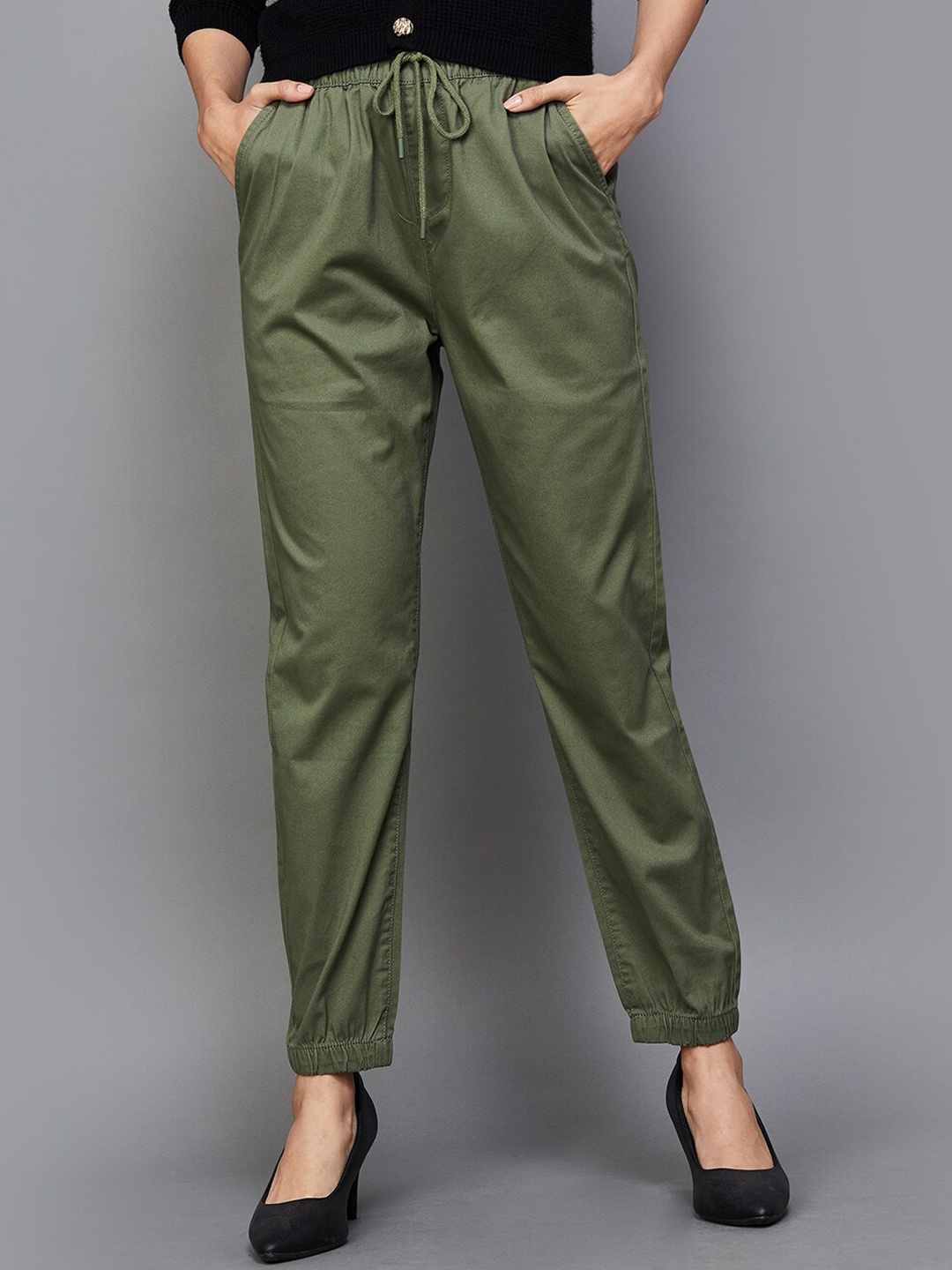 

CODE by Lifestyle Women Mid Rise Cotton Joggers, Green